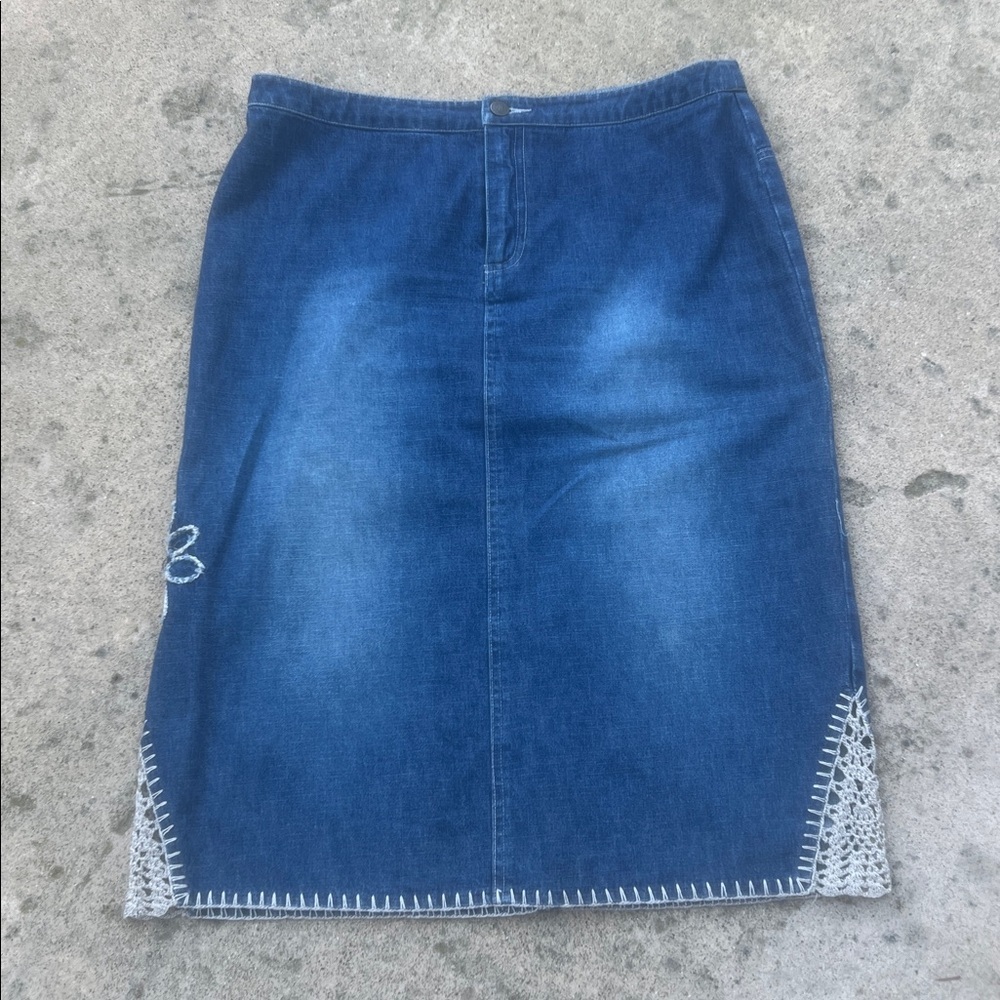 CLIO Womens Vintage Denim Boho Skirt w Crochet Side Floral Design Womens Size 14